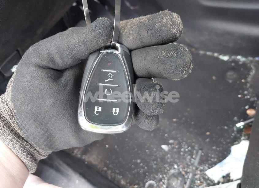 Photo 11 of 2019 Chevrolet Equinox LT (VIN 2GNAXUEV5K6231733)