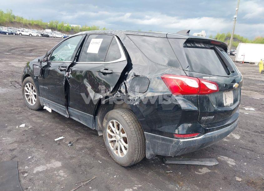 Photo 3 of 2019 Chevrolet Equinox LT (VIN 2GNAXUEV5K6231733)