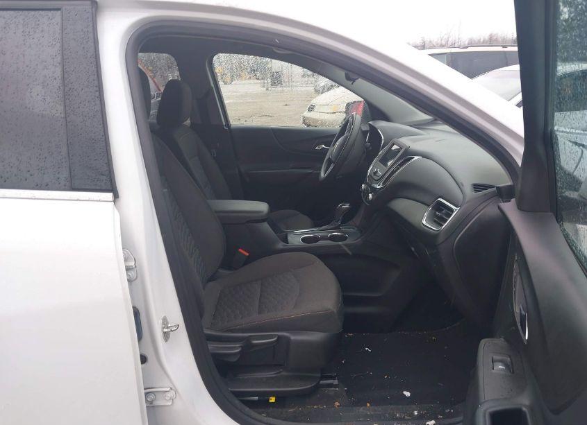 Photo 5 of 2019 Chevrolet Equinox LT (VIN 2GNAXUEV5K6260312)