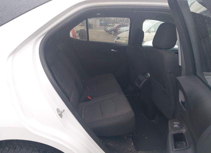 Photo 8 of 2019 Chevrolet Equinox LT (VIN 2GNAXUEV5K6260312)