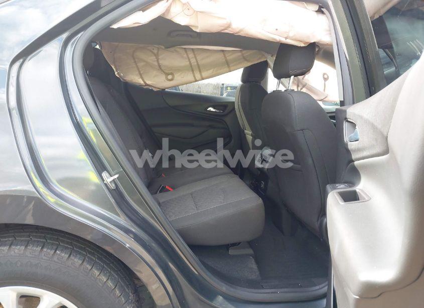 Photo 8 of 2019 Chevrolet Equinox LT (VIN 2GNAXUEV5K6297487)