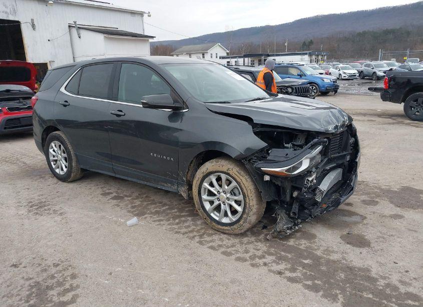 2019 Chevrolet Equinox LT (VIN 2GNAXUEV5K6305863) main photo