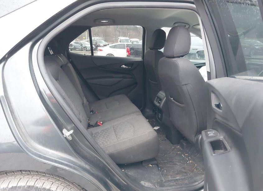 Photo 8 of 2019 Chevrolet Equinox LT (VIN 2GNAXUEV5K6305863)