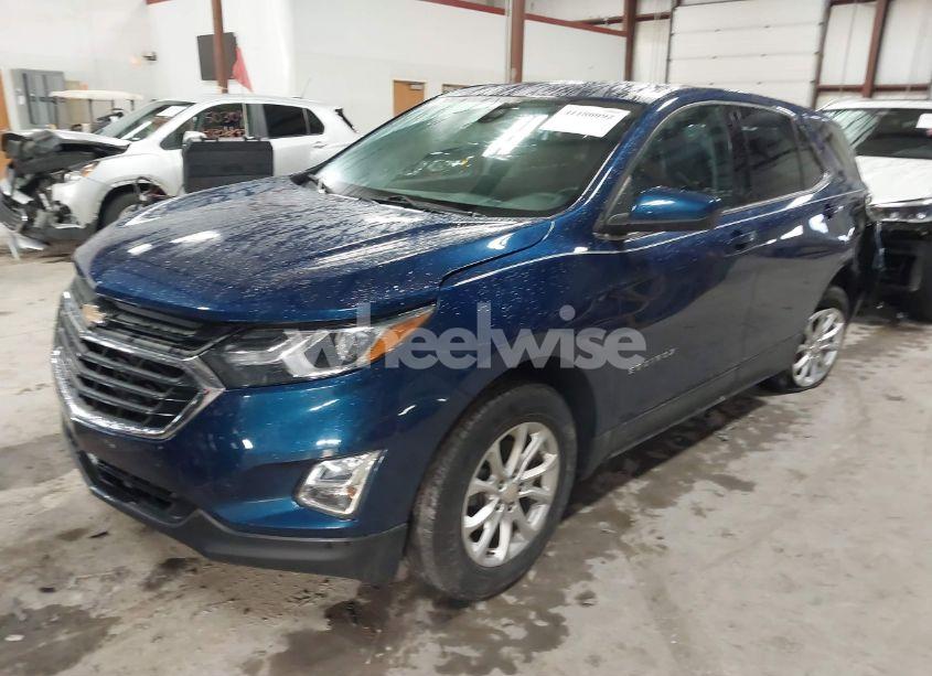 Photo 2 of 2020 Chevrolet Equinox AWD LT 1.5L TURBO (VIN 2GNAXUEV5L6141399)