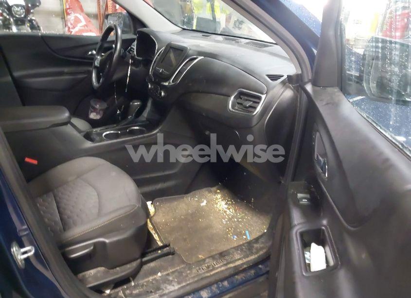 Photo 5 of 2020 Chevrolet Equinox AWD LT 1.5L TURBO (VIN 2GNAXUEV5L6141399)