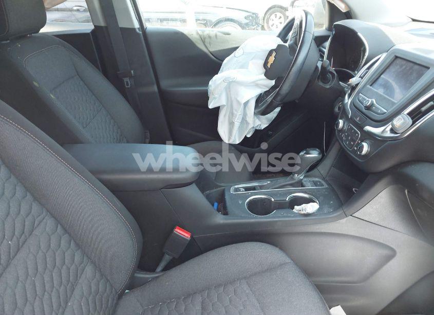 Photo 5 of 2020 Chevrolet Equinox AWD LT 1.5L TURBO (VIN 2GNAXUEV5L6154296)