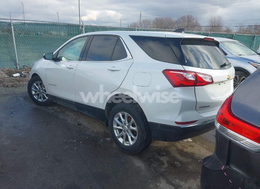 Photo 3 of 2020 Chevrolet Equinox AWD LT 1.5L TURBO (VIN 2GNAXUEV5L6240059)