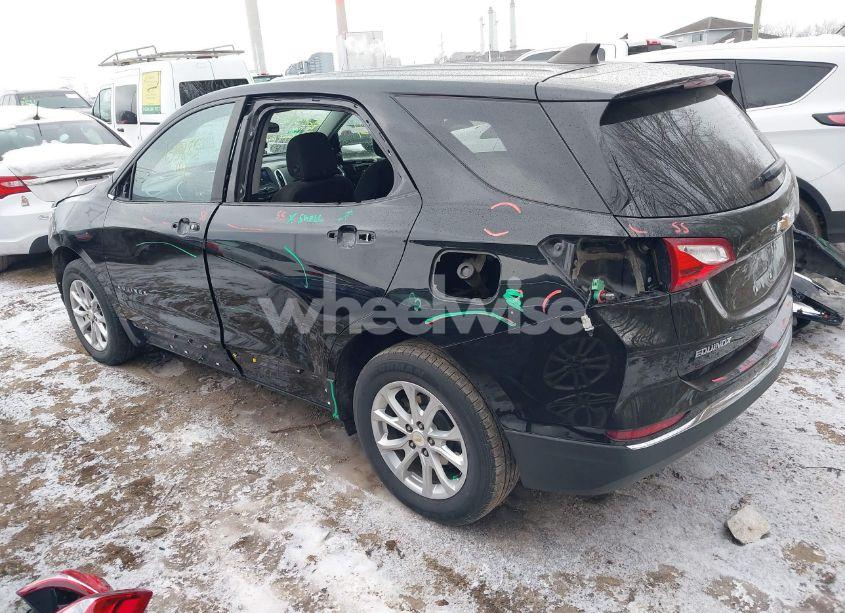 Photo 3 of 2021 Chevrolet Equinox AWD LT (VIN 2GNAXUEV5M6122482)