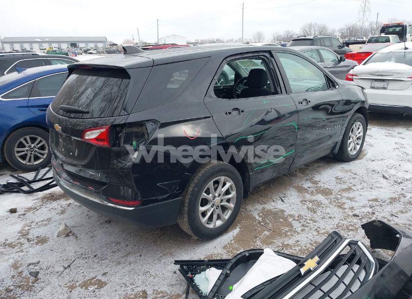 Photo 4 of 2021 Chevrolet Equinox AWD LT (VIN 2GNAXUEV5M6122482)