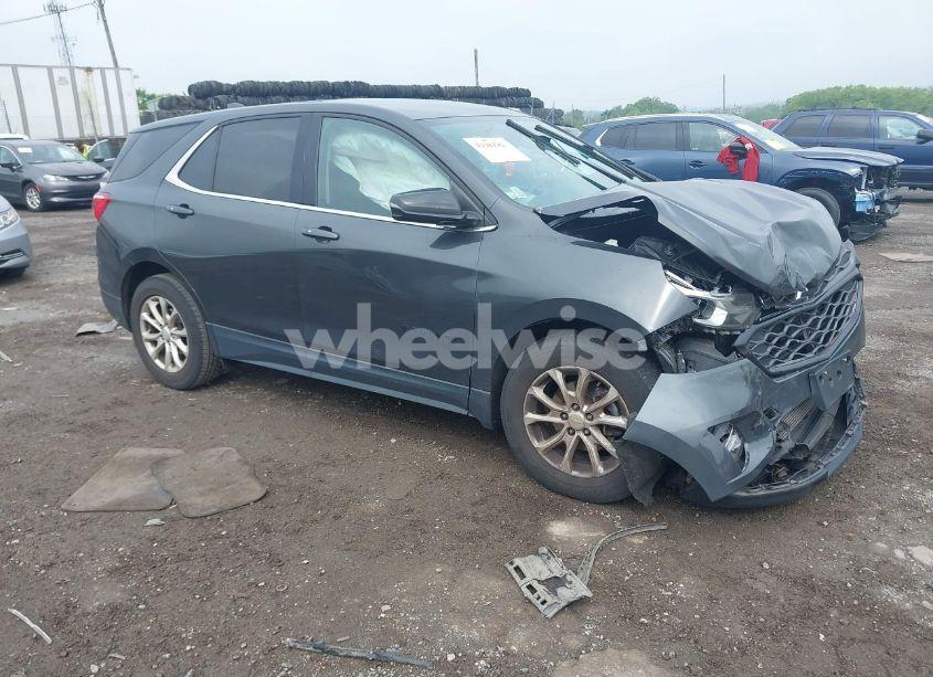 2019 Chevrolet Equinox LT (VIN 2GNAXUEV6K6136369) main photo