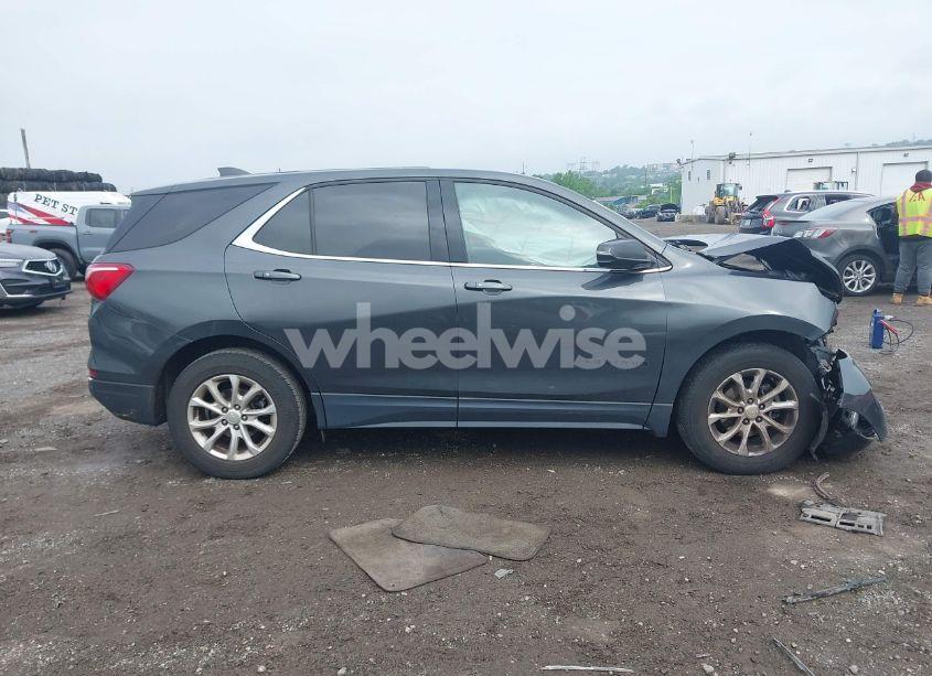 Photo 12 of 2019 Chevrolet Equinox LT (VIN 2GNAXUEV6K6136369)