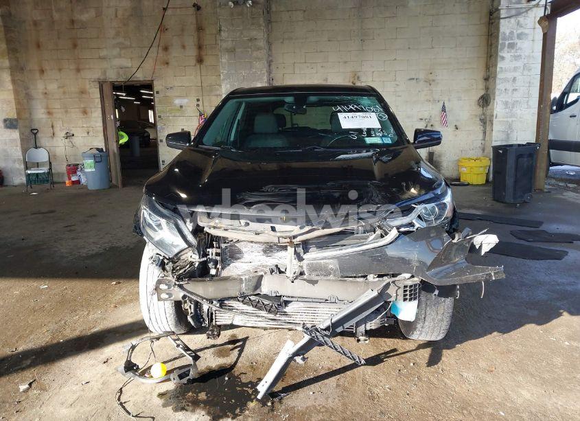 Photo 6 of 2019 Chevrolet Equinox LT (VIN 2GNAXUEV6K6198824)