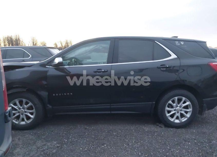 Photo 14 of 2019 Chevrolet Equinox LT (VIN 2GNAXUEV6K6205870)