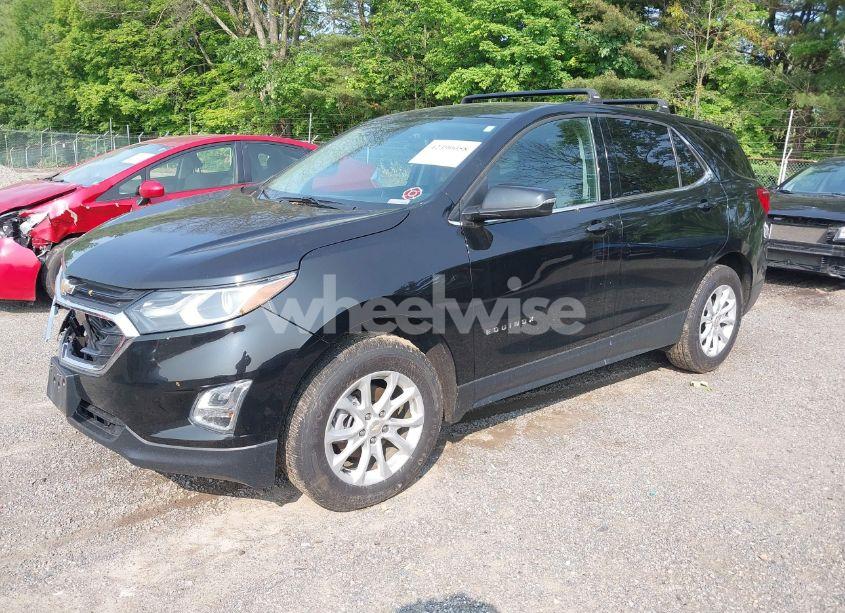 Photo 2 of 2019 Chevrolet Equinox LT (VIN 2GNAXUEV6K6208588)