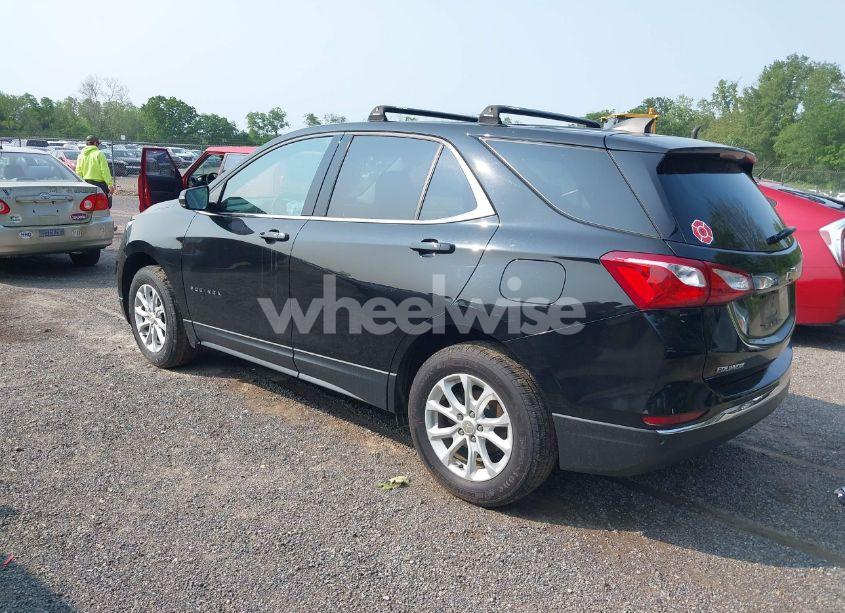 Photo 3 of 2019 Chevrolet Equinox LT (VIN 2GNAXUEV6K6208588)