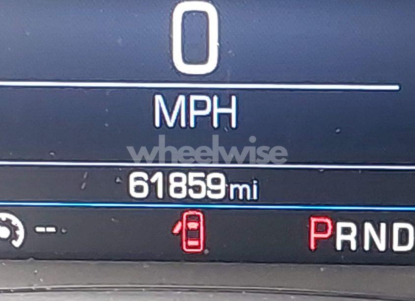 Photo 15 of 2019 Chevrolet Equinox LT (VIN 2GNAXUEV6K6267835)