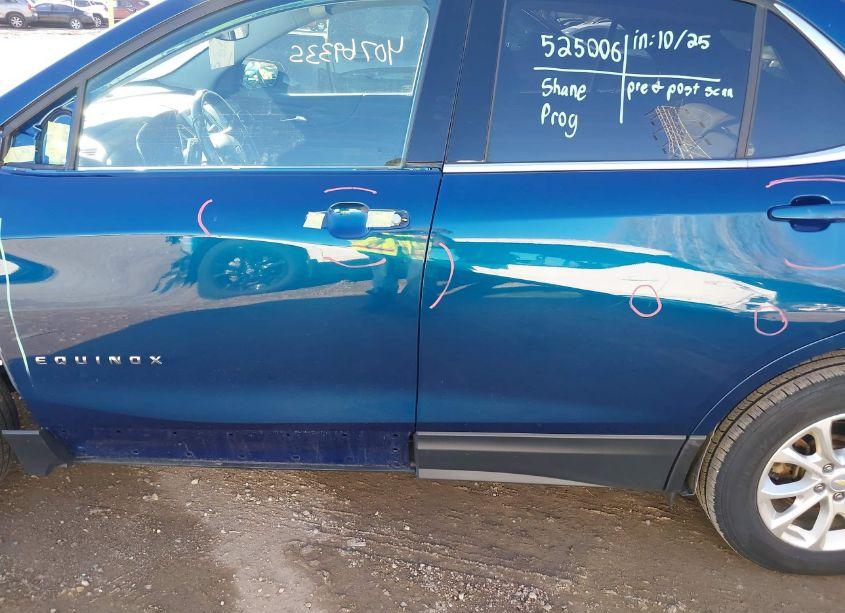 Photo 14 of 2020 Chevrolet Equinox AWD LT 1.5L TURBO (VIN 2GNAXUEV6L6115197)