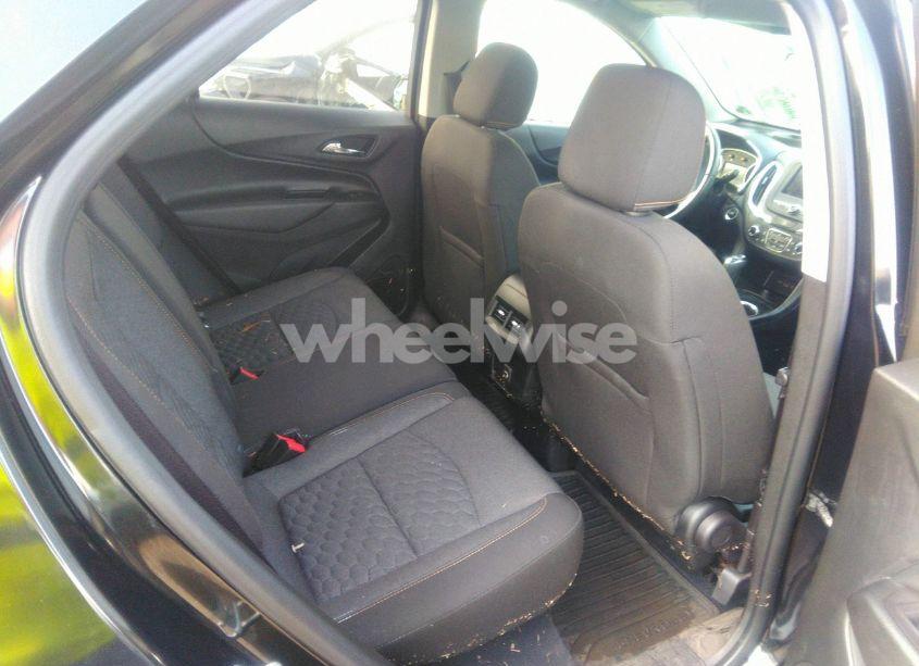 Photo 8 of 2020 Chevrolet Equinox AWD LT 1.5L TURBO (VIN 2GNAXUEV6L6130492)