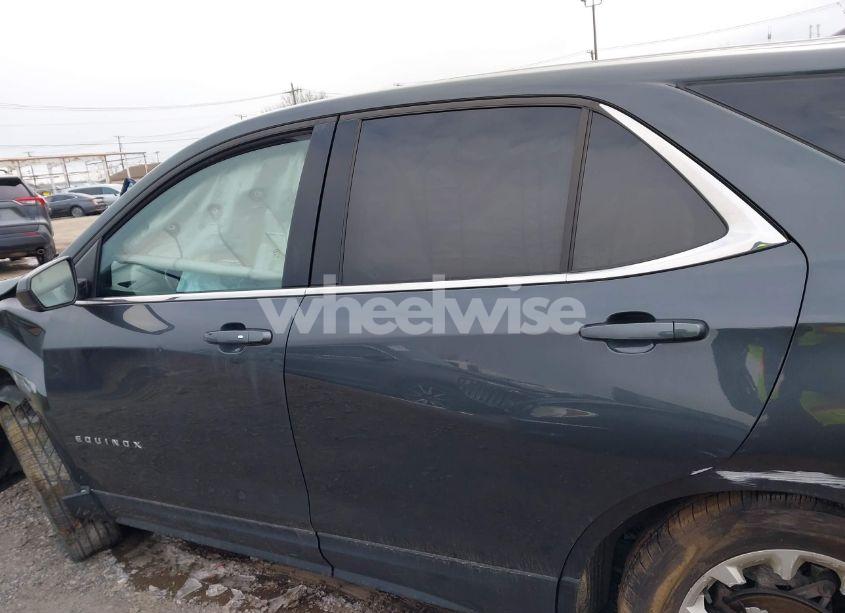 Photo 13 of 2020 Chevrolet Equinox AWD LT 1.5L TURBO (VIN 2GNAXUEV6L6150001)