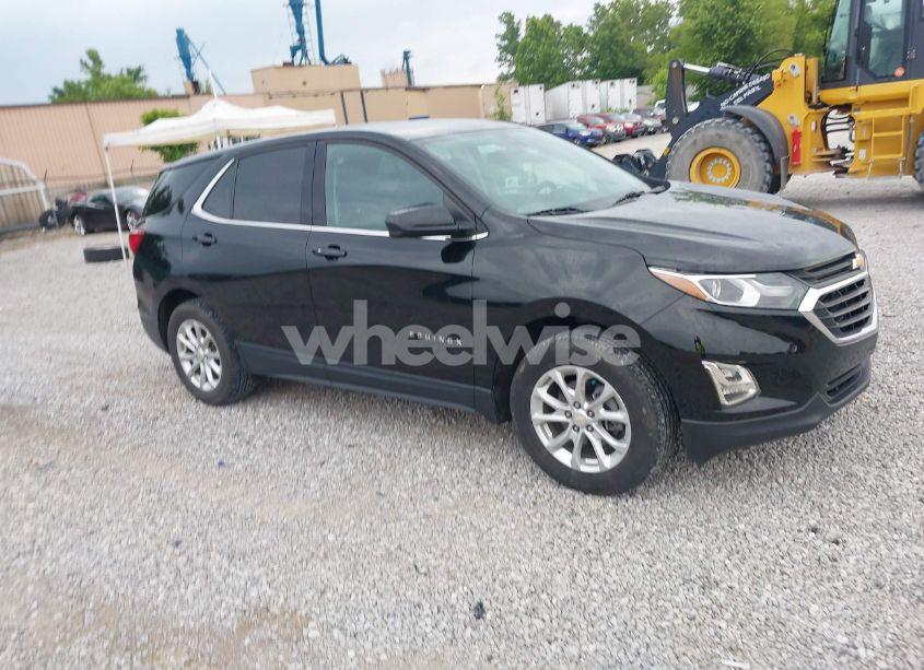 2020 Chevrolet Equinox AWD LT 1.5L TURBO (VIN 2GNAXUEV6L6162813) main photo