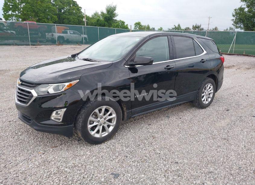 Photo 2 of 2020 Chevrolet Equinox AWD LT 1.5L TURBO (VIN 2GNAXUEV6L6162813)