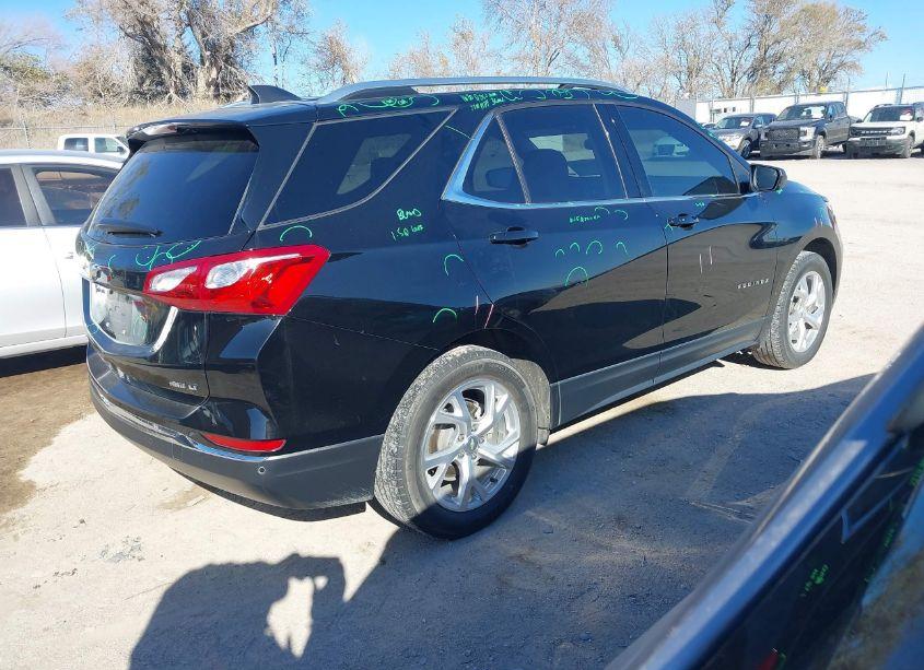Photo 4 of 2020 Chevrolet Equinox AWD LT 1.5L TURBO (VIN 2GNAXUEV6L6170815)