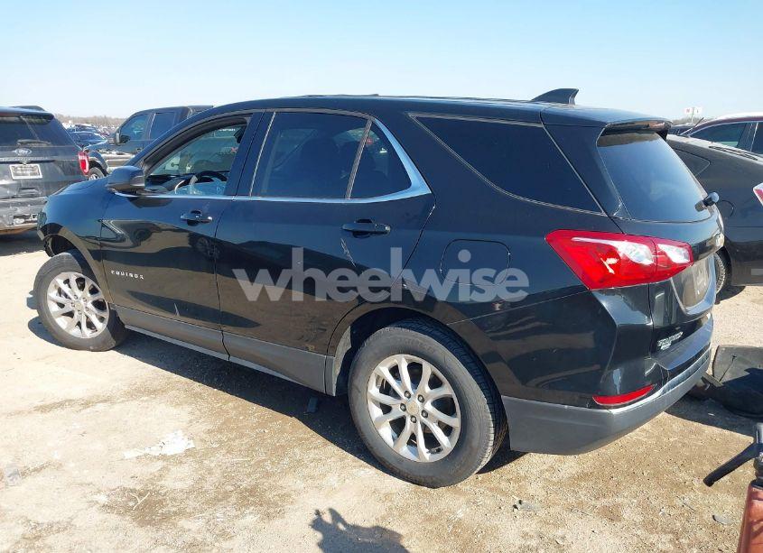Photo 3 of 2020 Chevrolet Equinox AWD LT 1.5L TURBO (VIN 2GNAXUEV6L6239633)