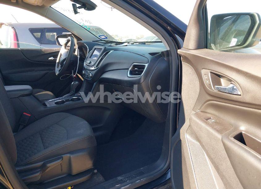 Photo 5 of 2020 Chevrolet Equinox AWD LT 1.5L TURBO (VIN 2GNAXUEV6L6239633)