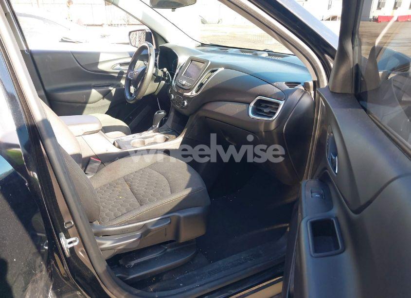 Photo 5 of 2020 Chevrolet Equinox AWD LT 1.5L TURBO (VIN 2GNAXUEV6L6283955)