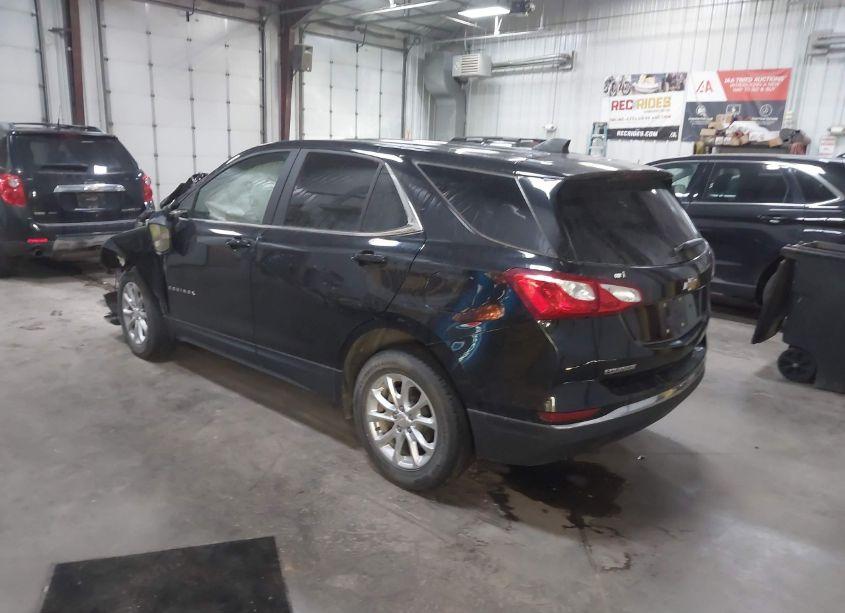 Photo 3 of 2021 Chevrolet Equinox AWD LT (VIN 2GNAXUEV6M6121339)