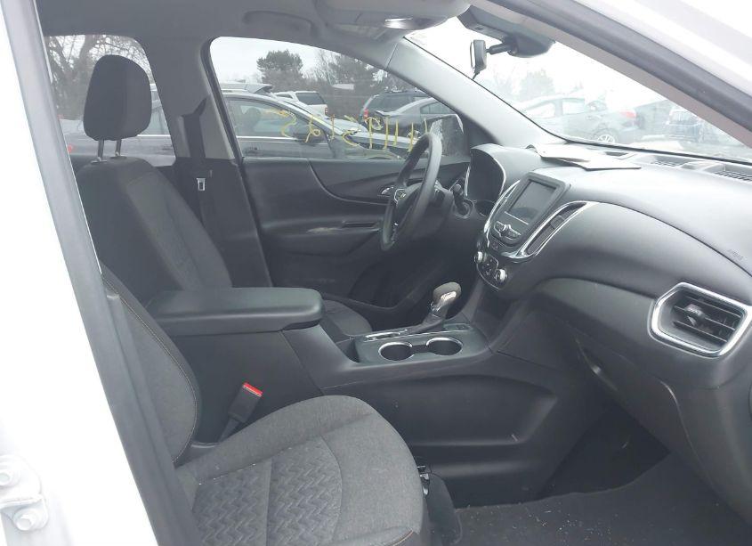 Photo 5 of 2022 Chevrolet Equinox AWD LT (VIN 2GNAXUEV6N6118121)