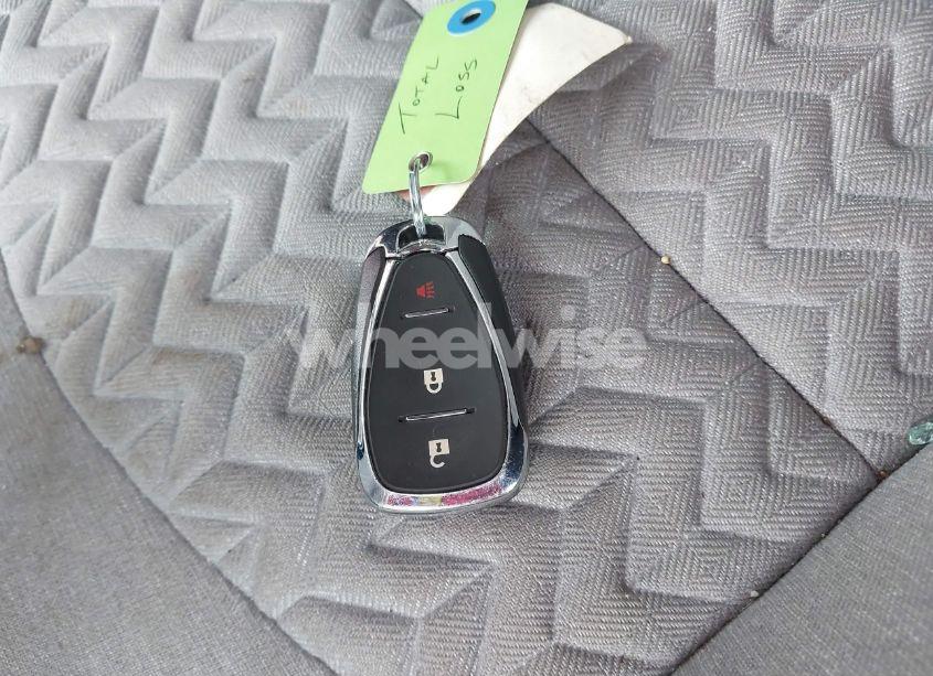 Photo 11 of 2022 Chevrolet Equinox AWD LT (VIN 2GNAXUEV6N6127210)