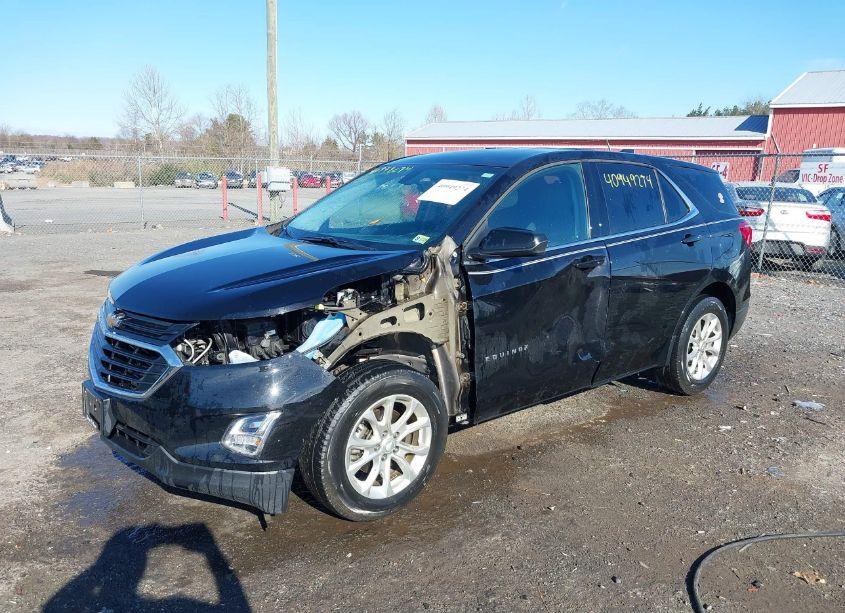 Photo 2 of 2019 Chevrolet Equinox LT (VIN 2GNAXUEV7K6114994)