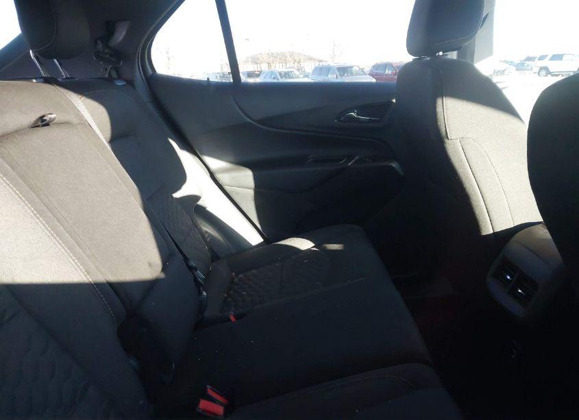 Photo 8 of 2019 Chevrolet Equinox LT (VIN 2GNAXUEV7K6180106)