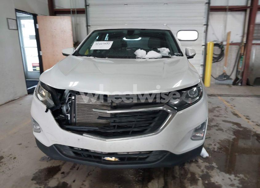 Photo 12 of 2019 Chevrolet Equinox LT (VIN 2GNAXUEV7K6204677)