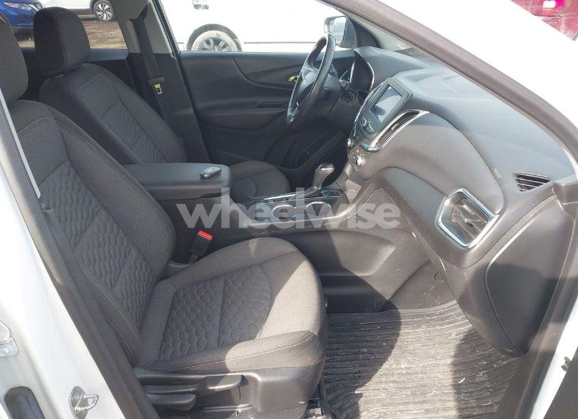 Photo 5 of 2020 Chevrolet Equinox AWD LT 1.5L TURBO (VIN 2GNAXUEV7L6131201)