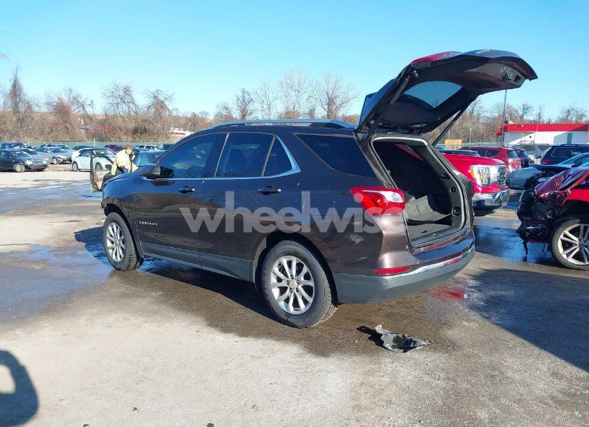 Photo 3 of 2020 Chevrolet Equinox AWD LT 1.5L TURBO (VIN 2GNAXUEV7L6144224)