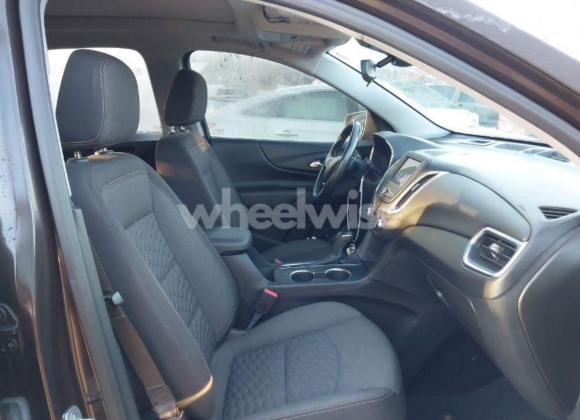 Photo 5 of 2020 Chevrolet Equinox AWD LT 1.5L TURBO (VIN 2GNAXUEV7L6144224)