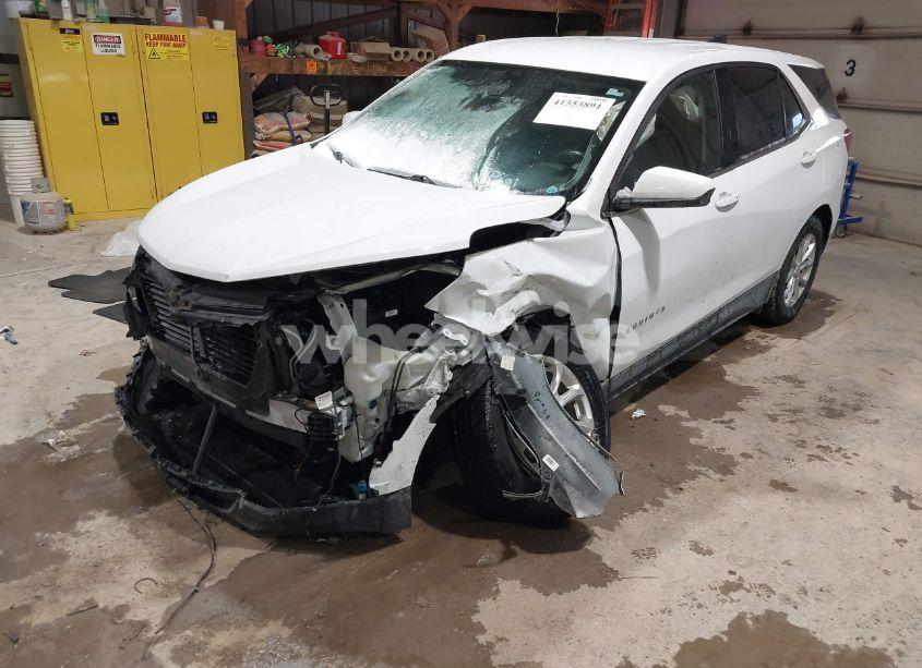 Photo 2 of 2020 Chevrolet Equinox AWD LT 1.5L TURBO (VIN 2GNAXUEV7L6168524)