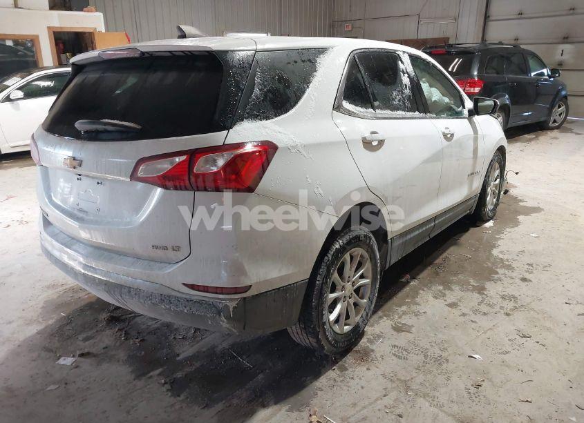 Photo 4 of 2020 Chevrolet Equinox AWD LT 1.5L TURBO (VIN 2GNAXUEV7L6168524)