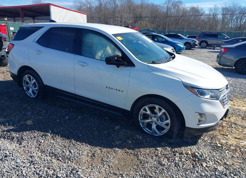 2020 Chevrolet Equinox AWD LT 1.5L TURBO (VIN 2GNAXUEV7L6234988) main photo