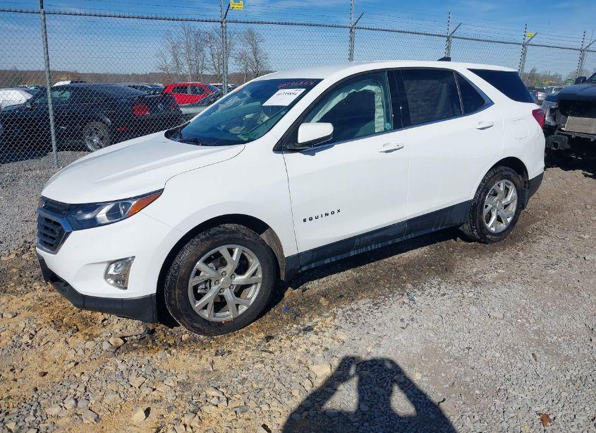 Photo 2 of 2020 Chevrolet Equinox AWD LT 1.5L TURBO (VIN 2GNAXUEV7L6234988)