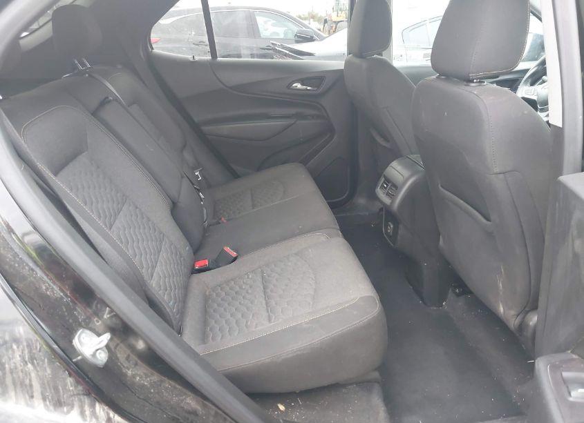 Photo 8 of 2021 Chevrolet Equinox AWD LT (VIN 2GNAXUEV7M6138554)