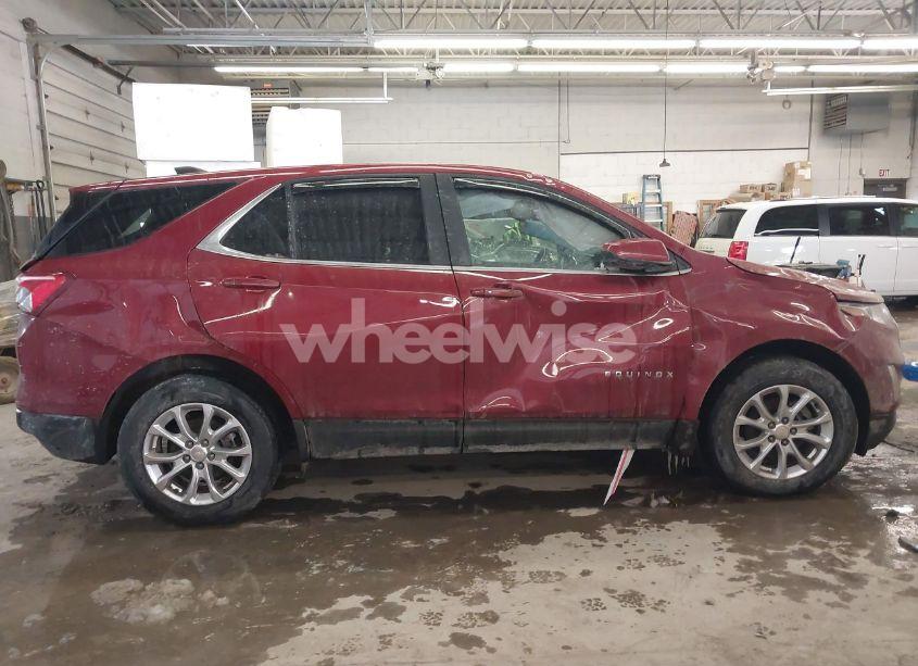 Photo 13 of 2021 Chevrolet Equinox AWD LT (VIN 2GNAXUEV7M6143298)