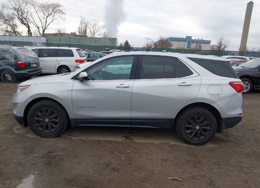 Photo 14 of 2019 Chevrolet Equinox LT (VIN 2GNAXUEV8K6182849)