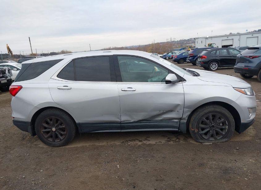 Photo 6 of 2019 Chevrolet Equinox LT (VIN 2GNAXUEV8K6182849)