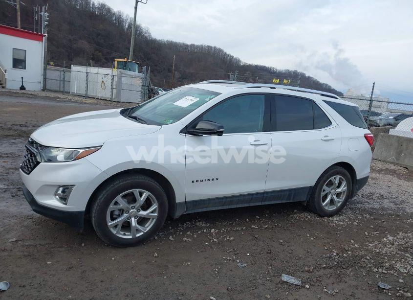 Photo 14 of 2019 Chevrolet Equinox LT (VIN 2GNAXUEV8K6207667)