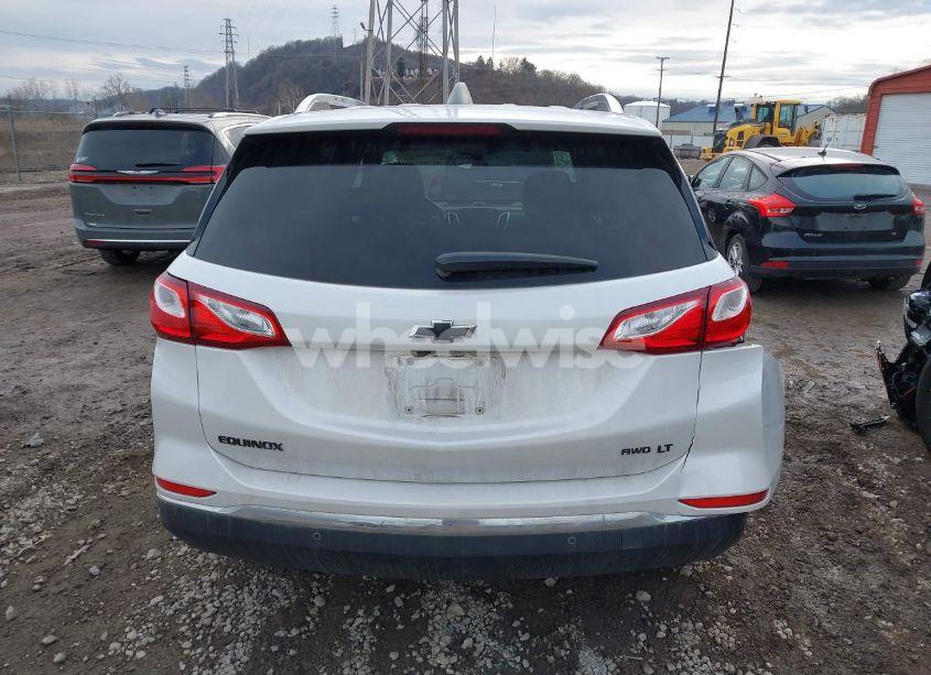 Photo 16 of 2019 Chevrolet Equinox LT (VIN 2GNAXUEV8K6207667)