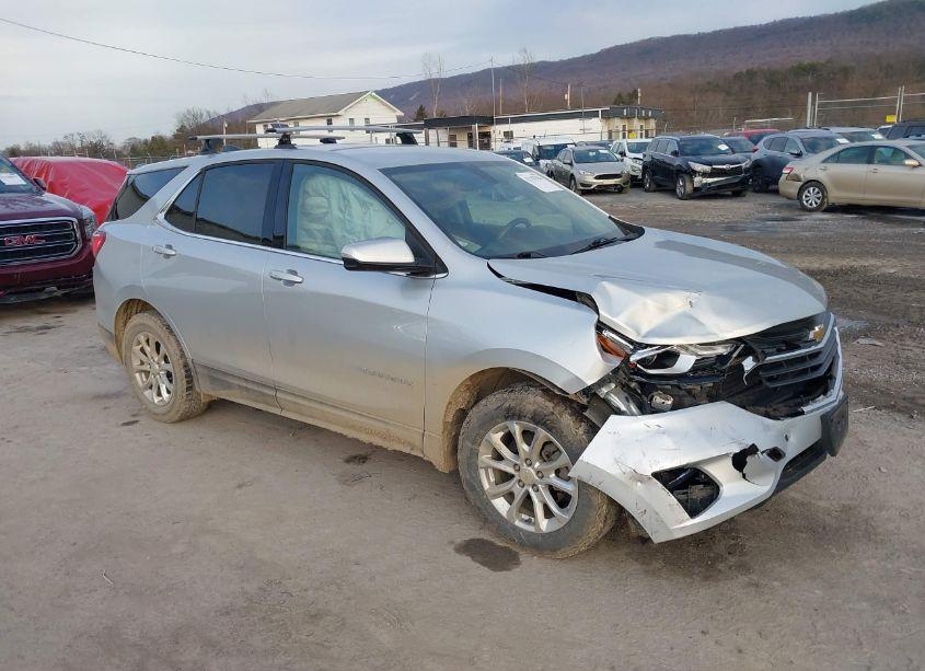 2019 Chevrolet Equinox LT (VIN 2GNAXUEV8K6223013) main photo