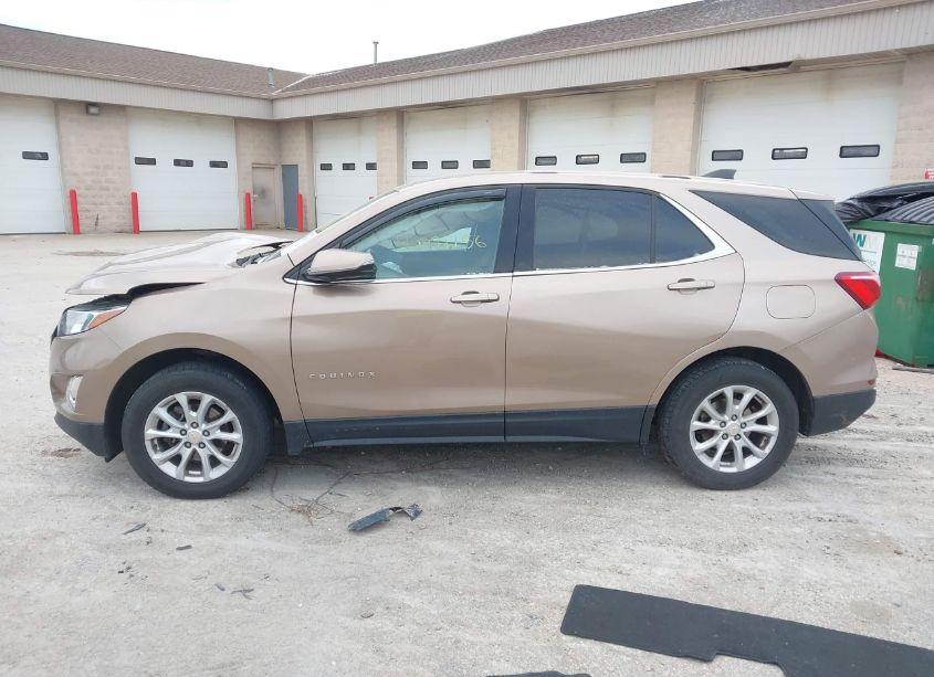 Photo 14 of 2019 Chevrolet Equinox LT (VIN 2GNAXUEV8K6240006)